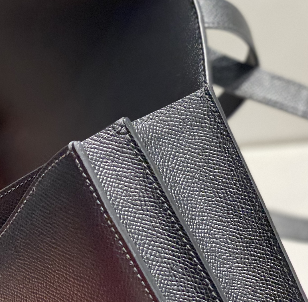 Hermès Luxury Handbag Collection 8