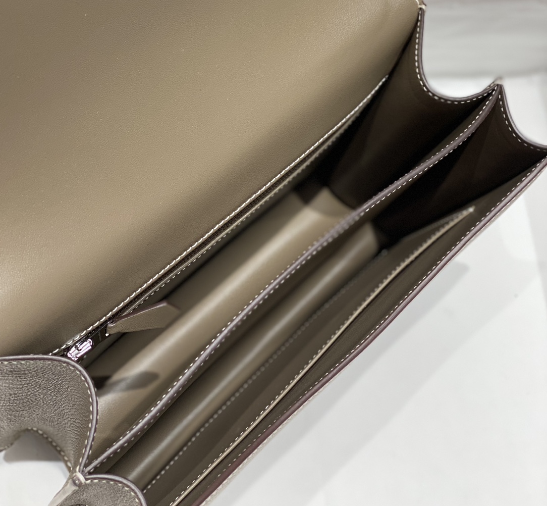 Hermès Luxury Handbag Collection 9