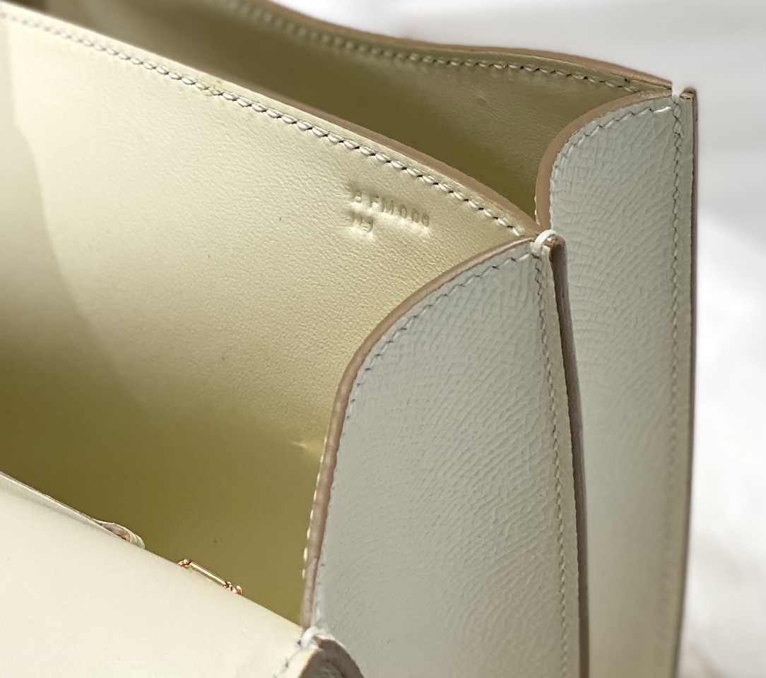 Hermès Luxury Handbag Collection 8