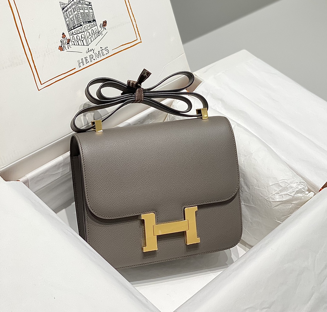 Hermès Luxury Handbag Collection 3