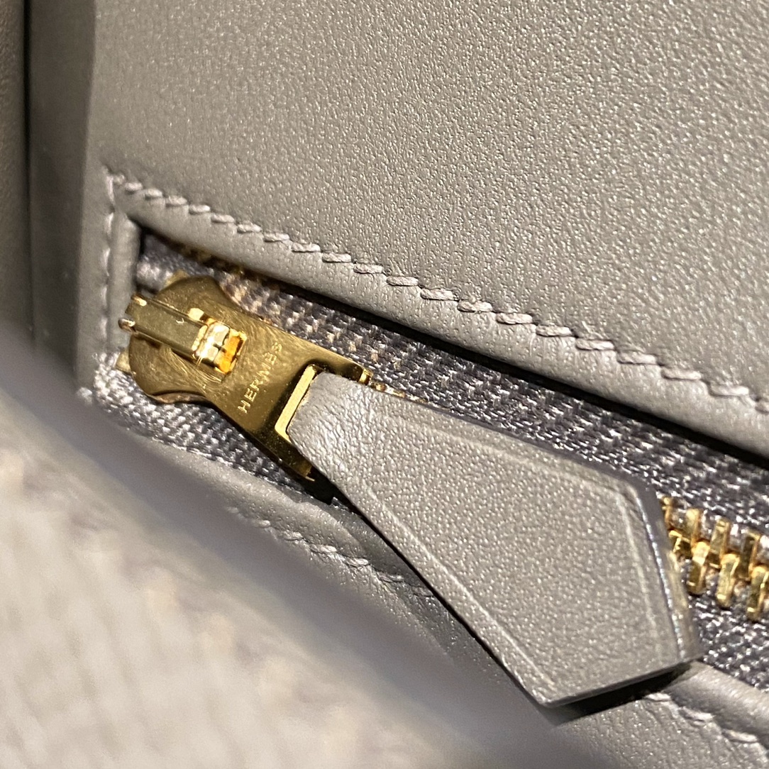 Hermès Luxury Handbag Collection 8