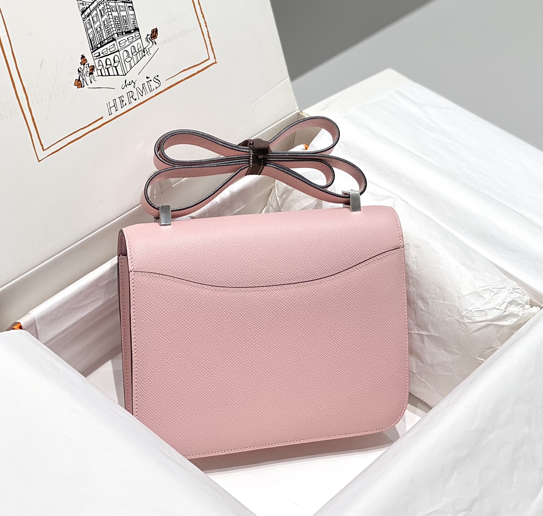 Hermès Luxury Handbag Collection 3