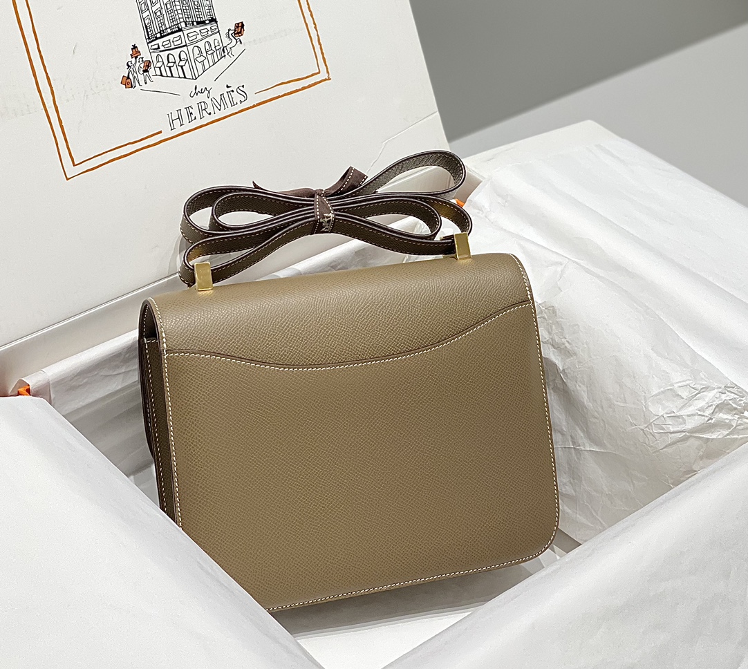 Hermès Luxury Handbag Collection 3