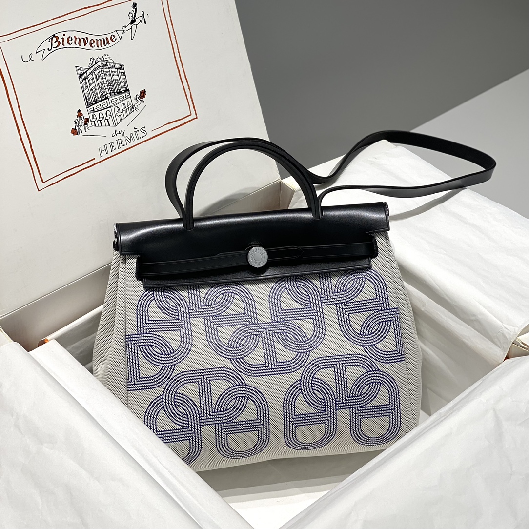 Hermès Herbag Zip 31 Blauwe Print Handtas met Dubbele Draagopties