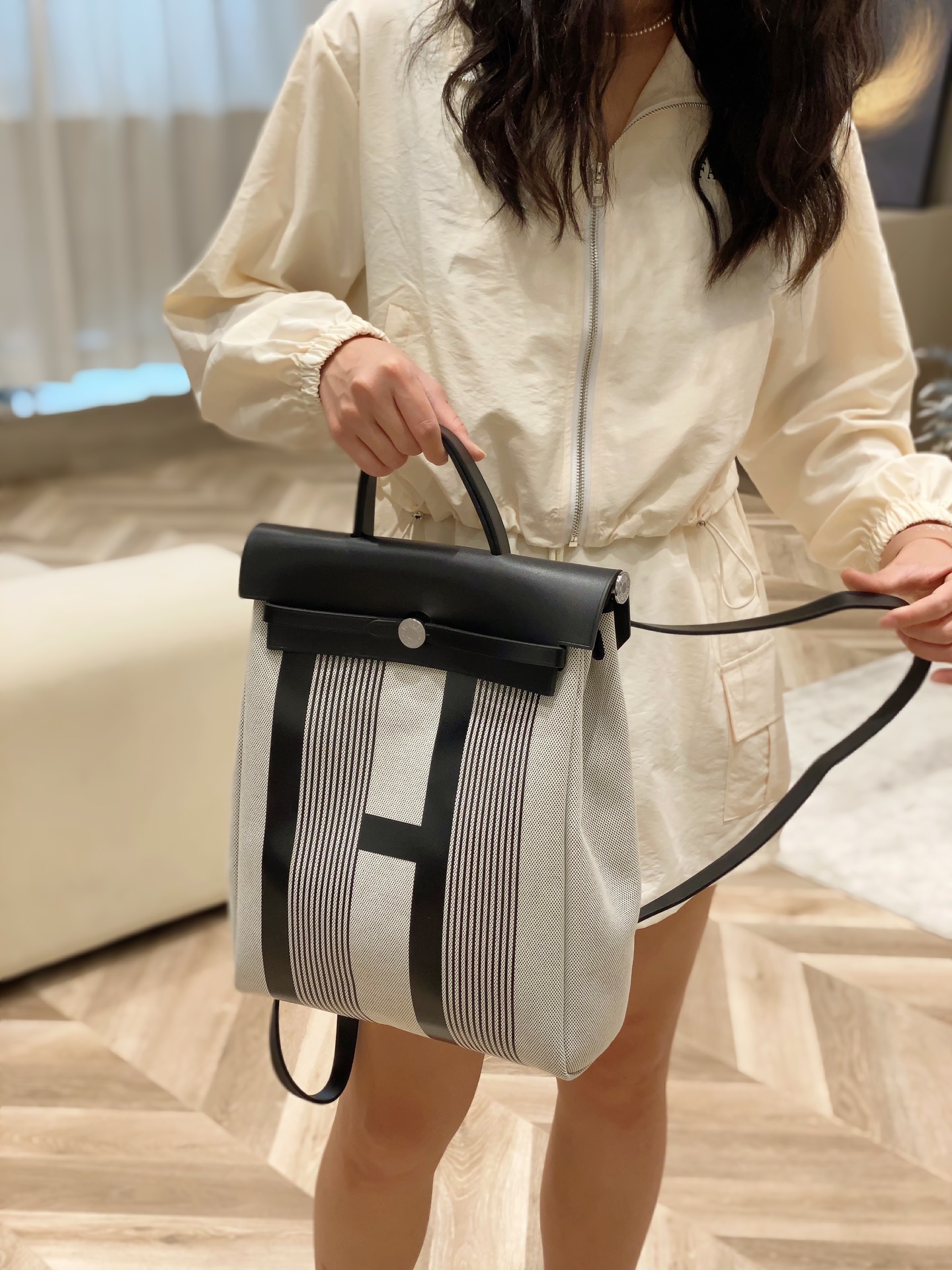 Hermès Product _dzrqfLzVsoDT-2JvmC31Vxh447SRa1_gMolkbIw