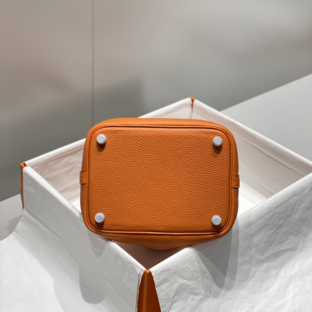 Hermès Picotin Lock 18 Bag Orange Leather Tote, Silver Hardware 5 i1716526914 1325 5