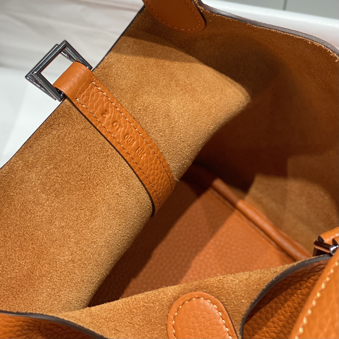 Hermès Picotin Lock 18 Bag Orange Leather Tote, Silver Hardware 8 i1716526914 9034 3