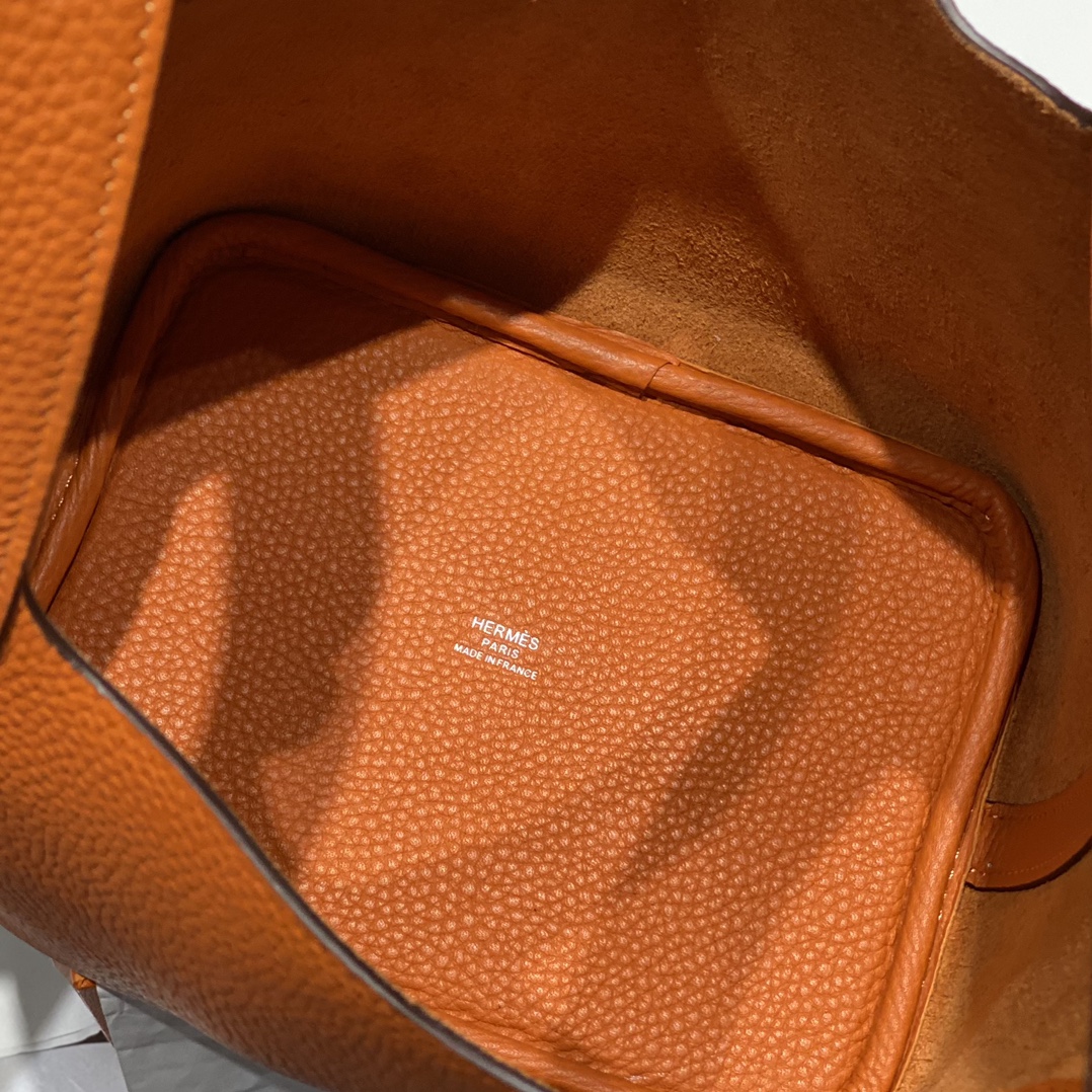 Hermès Picotin Lock 18 Bag Orange Leather Tote, Silver Hardware 9 i1716526915 9945 6