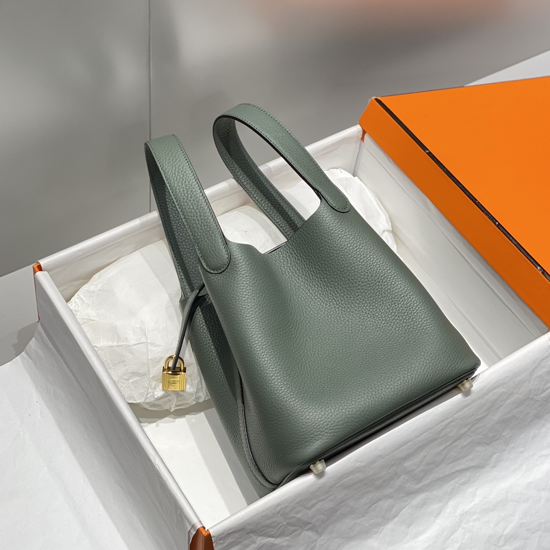 Hermès Picotin Lock 18 Bag - Almond Green, Togo Leather, Gold Hardware 3 i1716526989 69 1