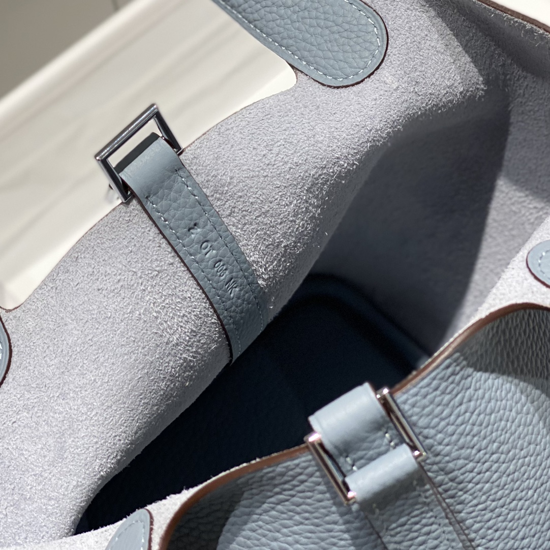 Hermes Picotin Lock 18 Bag - Blue Leather, Silver Hardware - Stylish & Durable 10 i1716527014 3686 6