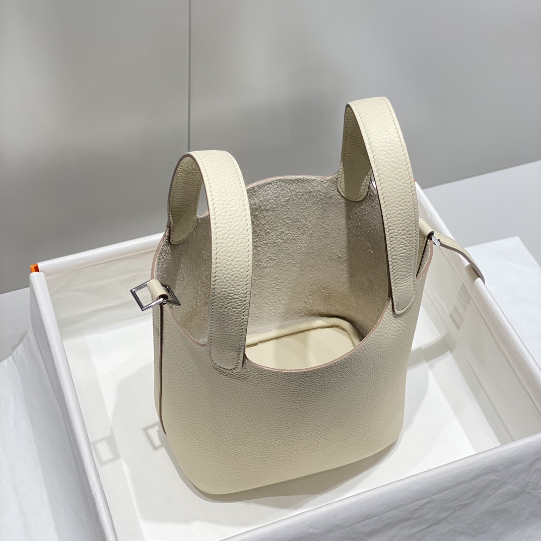 Hermès Picotin Lock 18 Bag - Milkshake White with Silver Hardware 9 i1716527037 4505 2