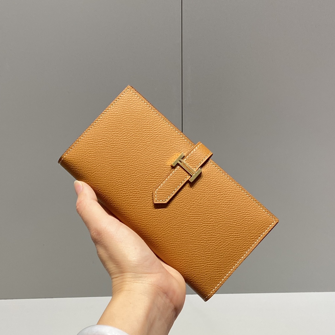 Hermès Suit Buckle Epsom Leather Long Wallet with H-Buckle Closure 5 i1725714236 9230 0