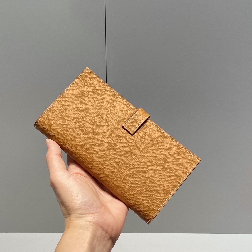 Hermès Suit Buckle Epsom Leather Long Wallet with H-Buckle Closure 6 i1725714236 9623 0