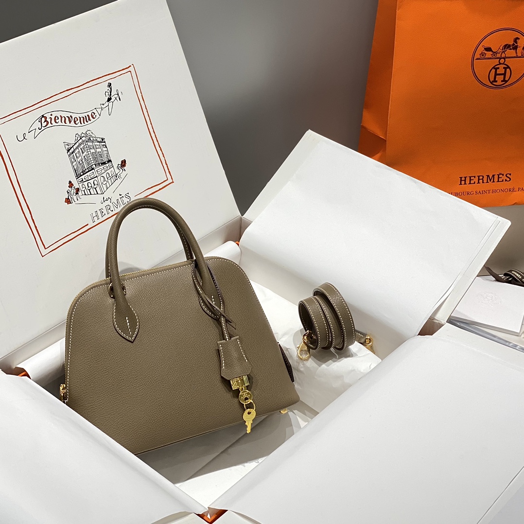 Hermès Bolide 25 Handbag: Epsom Leather, Gold Hardware, Elephant Gray 1 i1731851834 1273 0