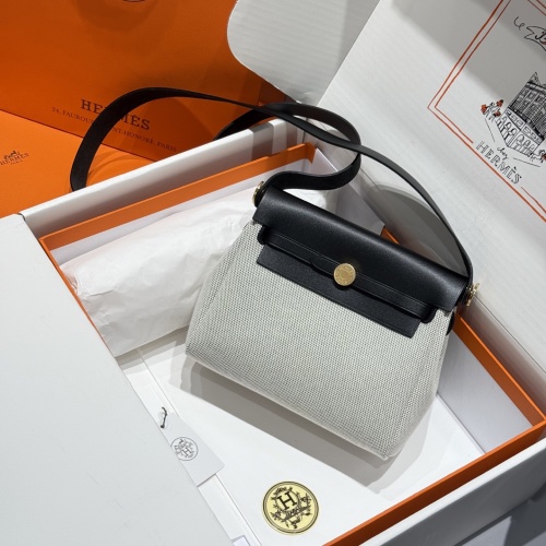 Mini Herbag Panda Color Gold Buckle Canvas Bag, 20cm 1 Mini Herbag Panda Color Gold Buckle Canvas Bag, 20cm