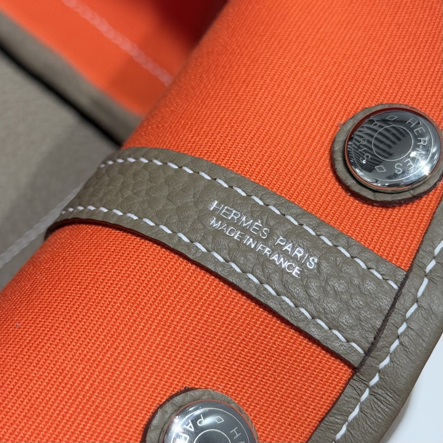 Hermès Garden Party 30 Handbag, Orange and Gray, Crafted with Premium Materials 6 i1744860228978 1572 0 5