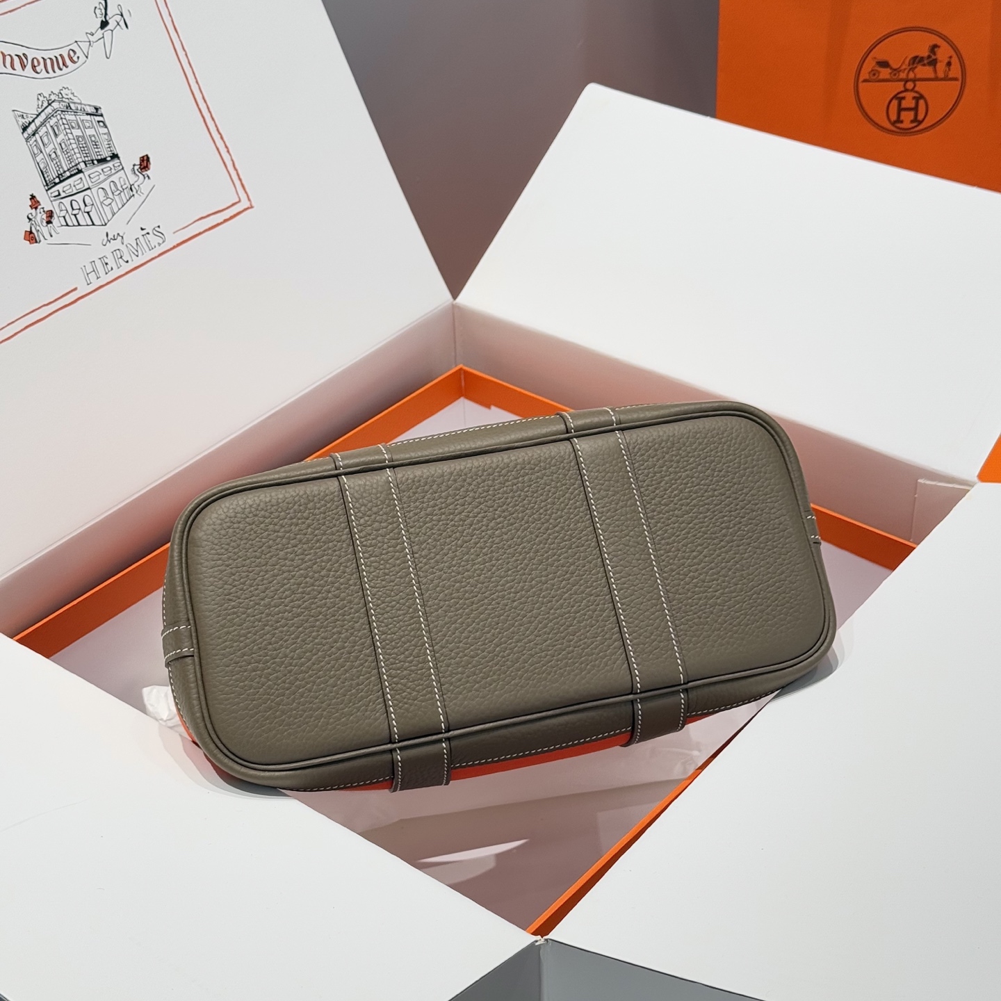 Hermès Garden Party 30 Handbag, Orange and Gray, Crafted with Premium Materials 3 i1744860230310 8962 0 2