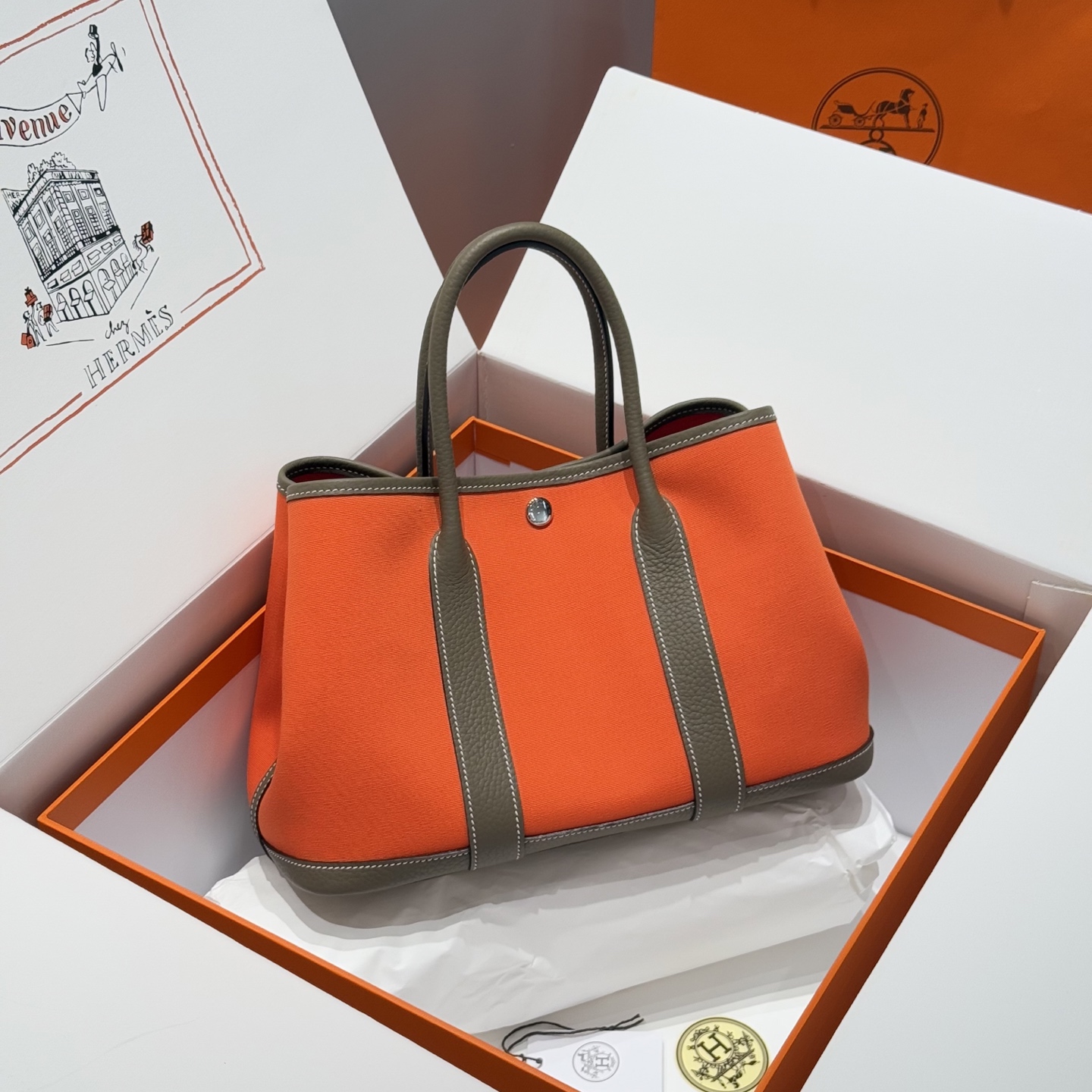 Hermès Garden Party 30 Handbag, Orange and Gray, Crafted with Premium Materials 1 i1744860231160 8239 0 0