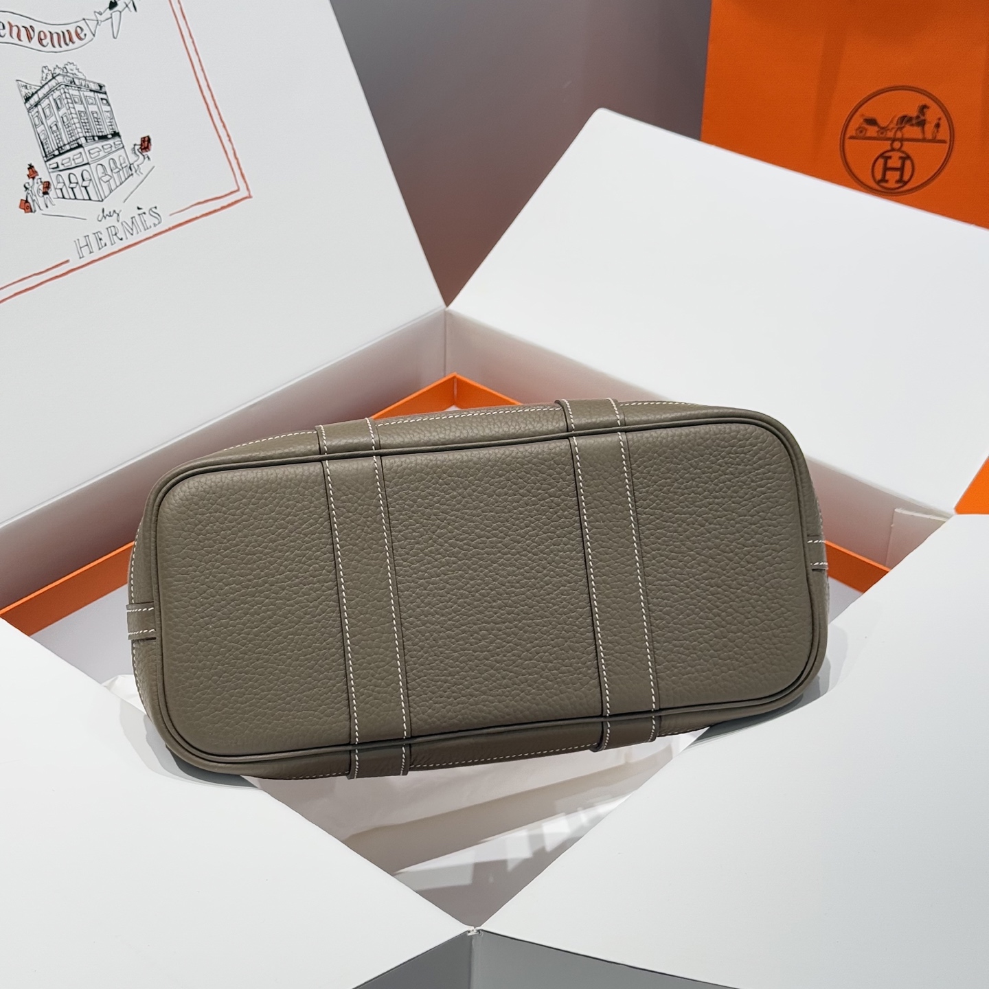 Hermès Garden Party 30 Hand-stitched Tote Bag - Elephant Grey 2 i1744860270086 9211 0 1