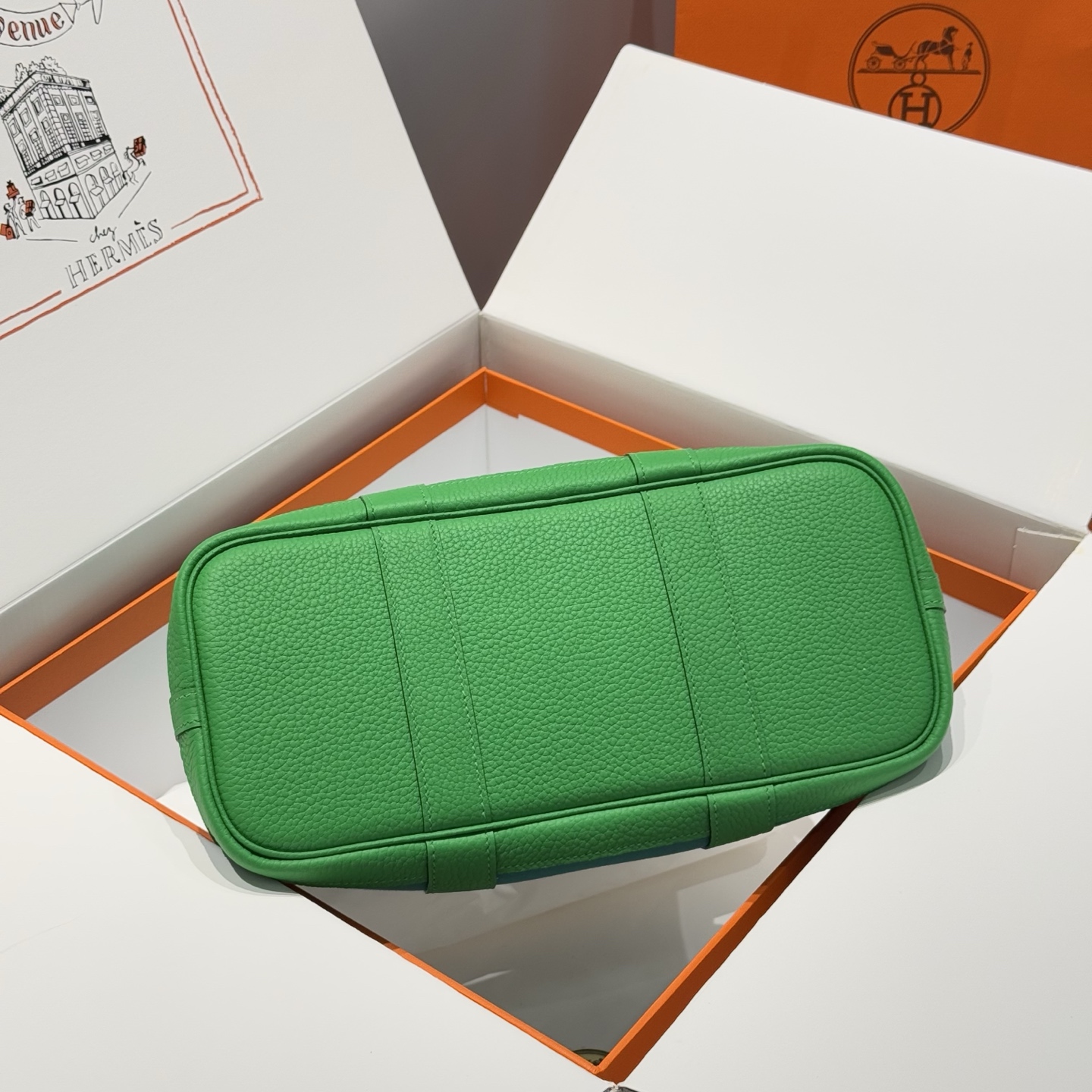 Hermès Garden Party 30 Bamboo Green and Imperial Green Tote Handbag 4 i1745204553280 4296 0 2