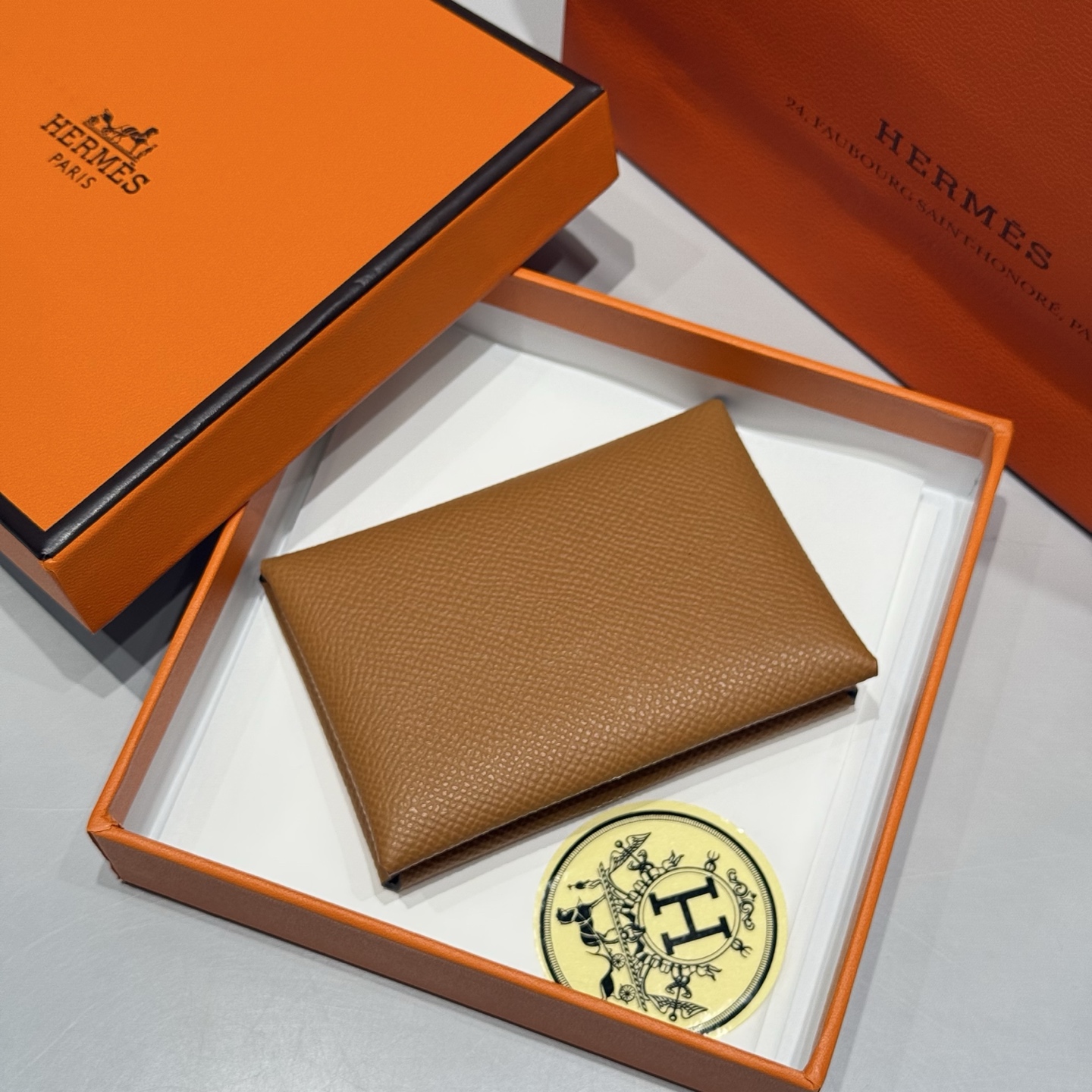 Hermès Calvi Duo Card Holder Epsom Leather Compact Wallet 1 i1745571027718 8222 0 2