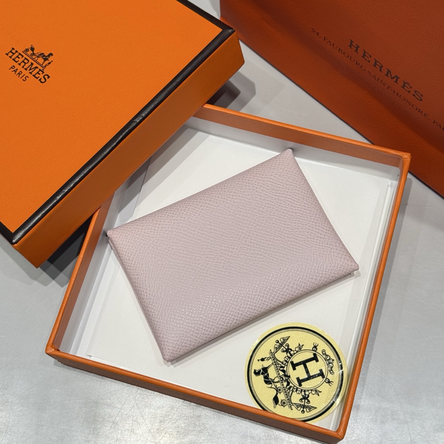 Hermès Calvi Duo Card Holder - Epsom Leather, Exquisite and Practical 2 i1745571301530 8711 0 7