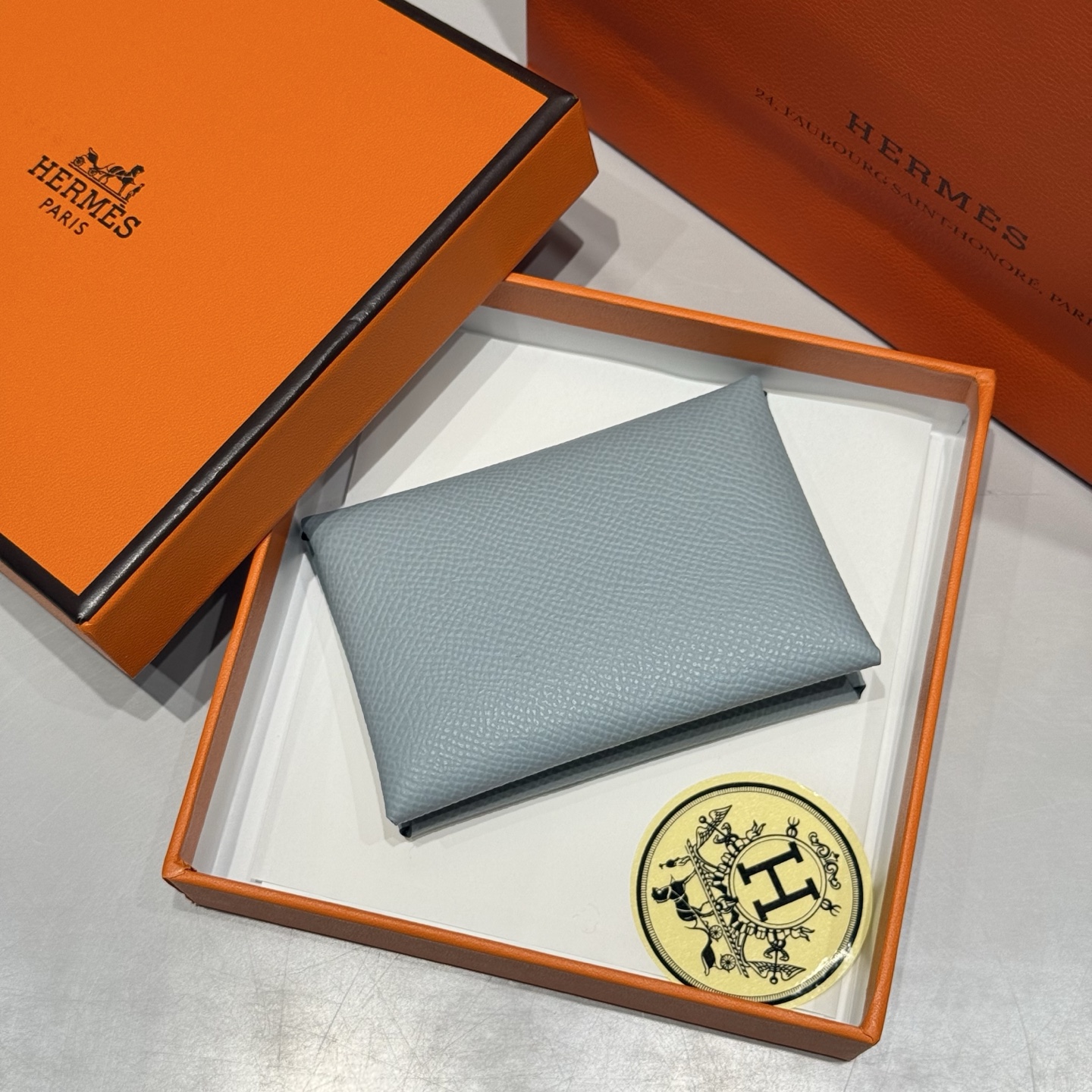Hermès Calvi Duo Card Holder - Epsom Leather, Elegant Coin & Card Pouch 2 i1745571301531 9736 0 4