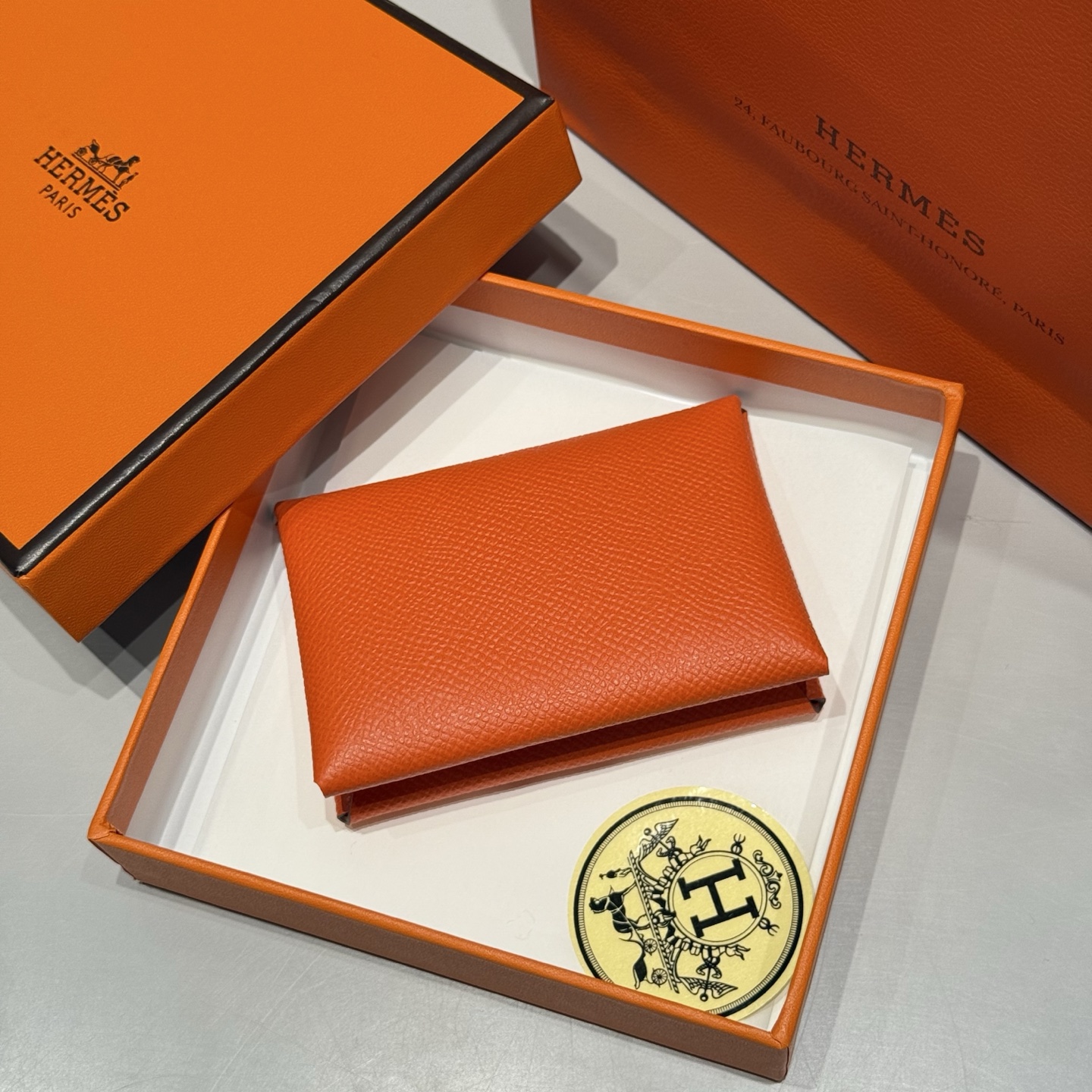 Hermès Calvi Duo Card Holder Epsom Leather - Chic and Functional Wallet 2 i1745571301549 5129 0 3