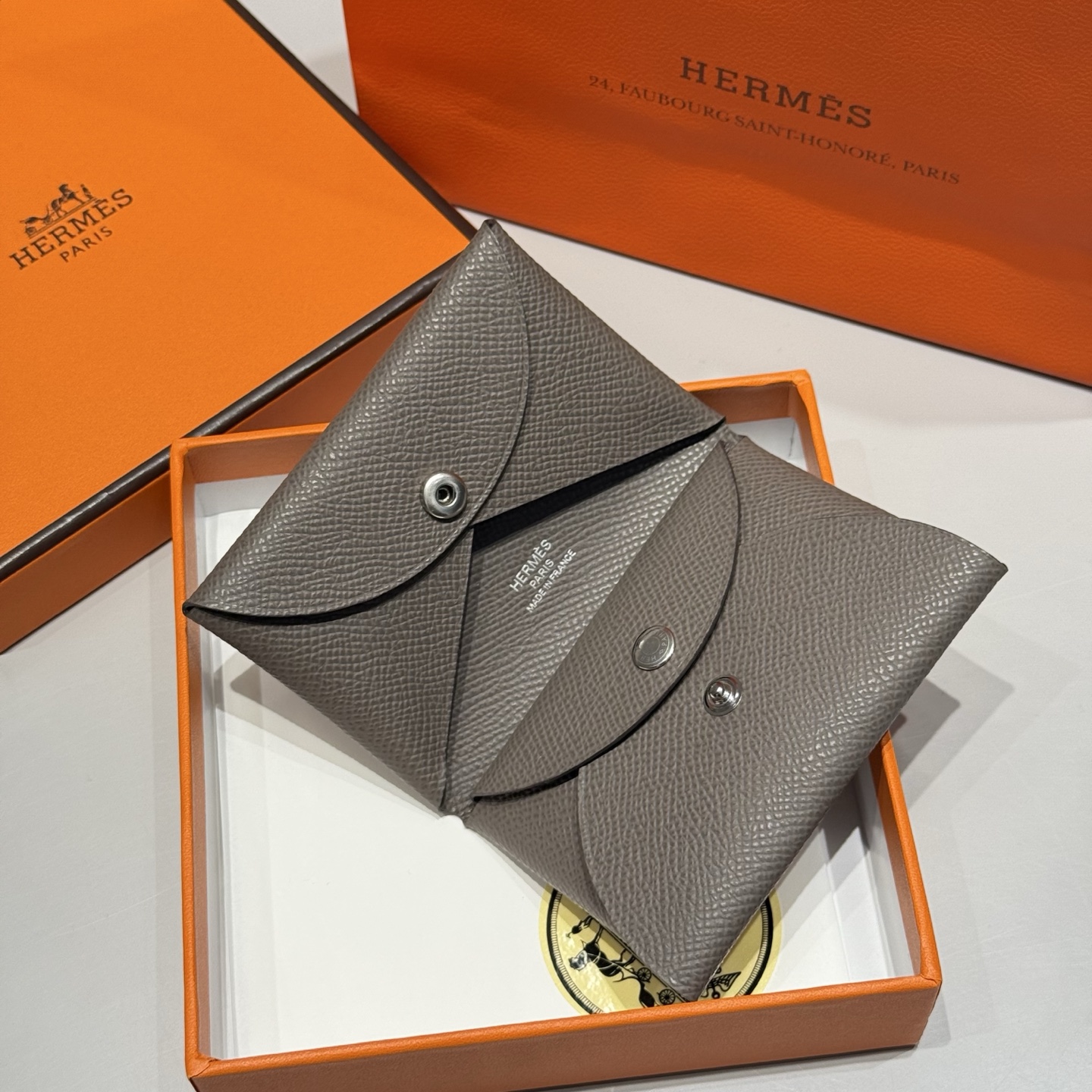 Hermès Calvi Duo Card Holder Epsom Leather Compact Wallet for Women 2 i1745653733136 1258 0 1