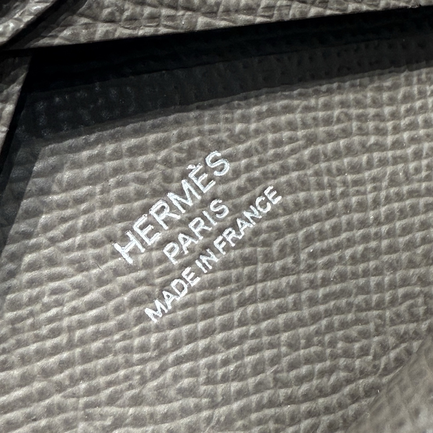 Hermès Calvi Duo Card Holder Epsom Leather Compact Wallet for Women 4 i1745653733136 9323 0 3