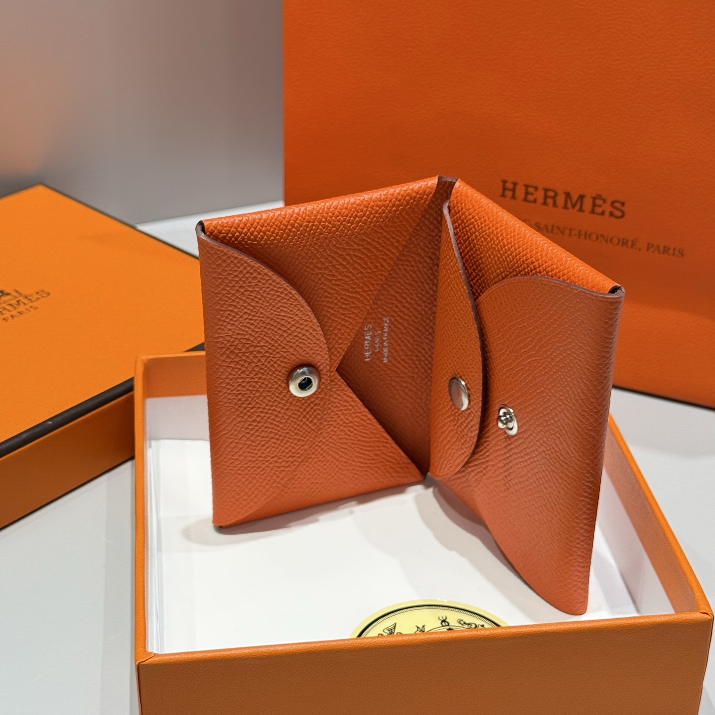 Hermès Calvi Duo Card Holder Epsom Leather - Chic and Functional Wallet 4 i1745654253685 9108 0 2