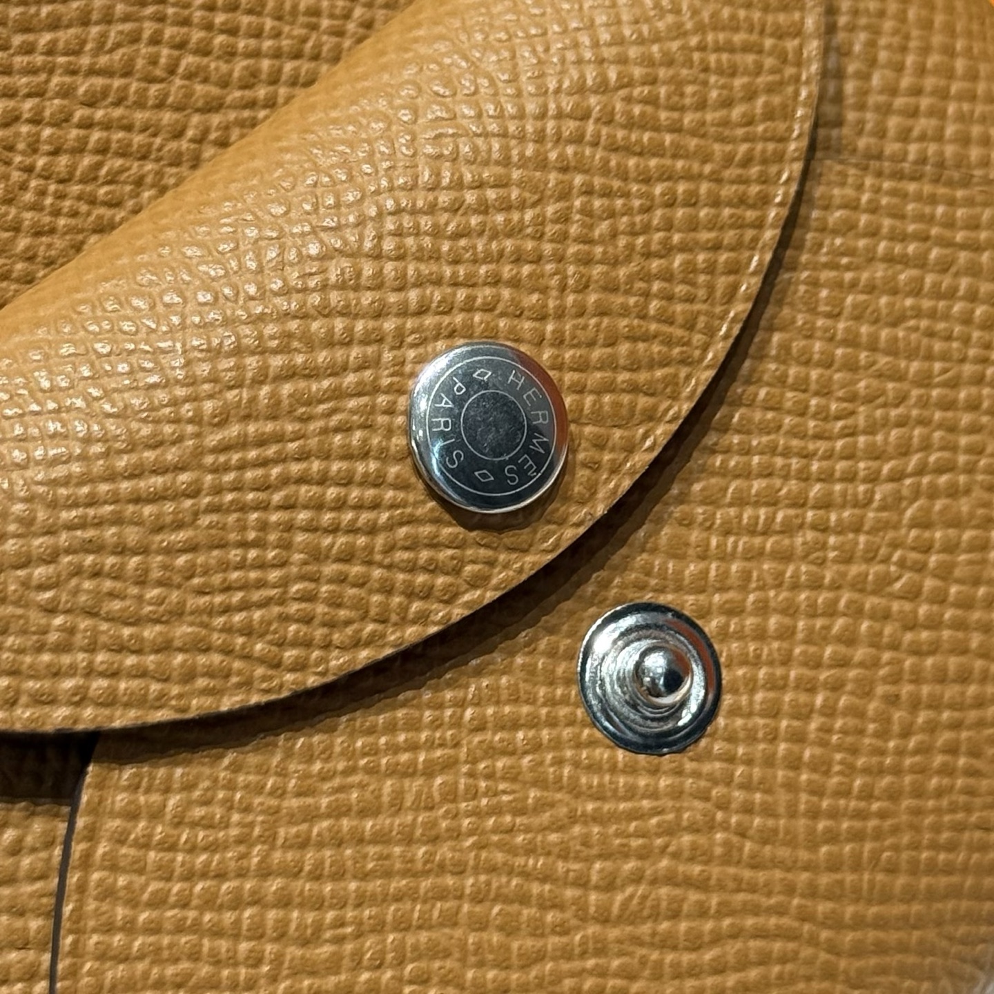 Hermès Calvi Duo Card Holder Epsom Leather Compact Wallet 5 i1745654609998 3574 0 4