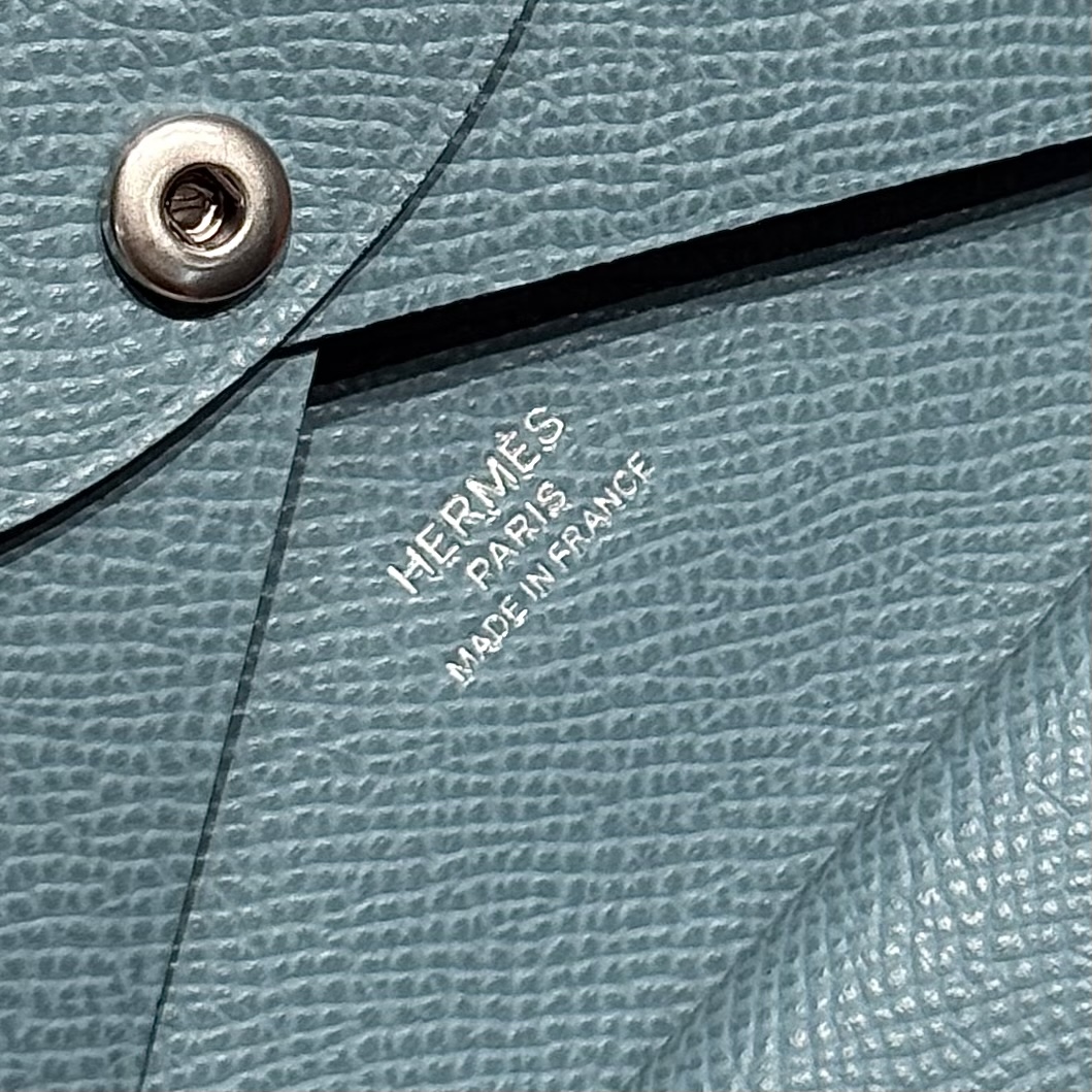 Hermès Calvi Duo Card Holder Epsom Leather - Stylish and Practical 5 i1745658545803 1926 0 3