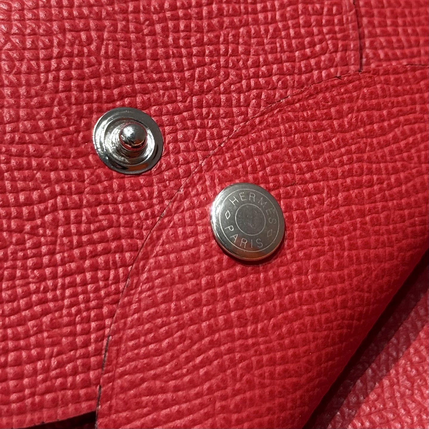Hermès Calvi Duo Card Holder Epsom Leather - Compact & Functional 5 i1745661495057 630 0 4