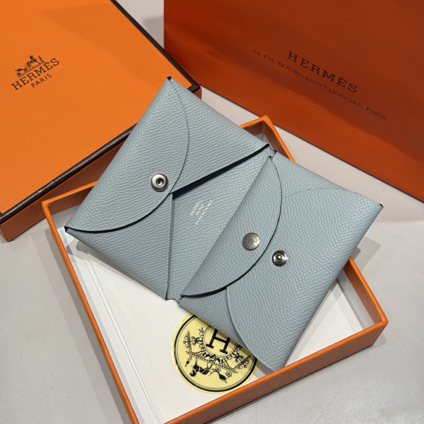 Hermès Calvi Duo Card Holder - Epsom Leather, Elegant Coin & Card Pouch 3 i1745744348907 3158 0 1