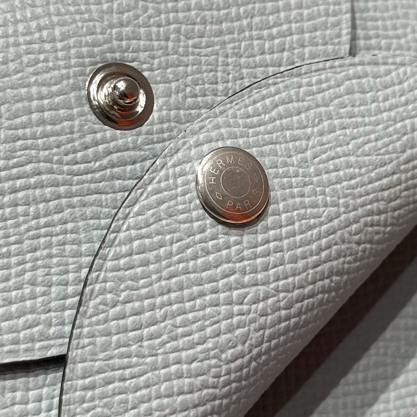 Hermès Calvi Duo Card Holder - Epsom Leather, Elegant Coin & Card Pouch 6 i1745744351569 5944 0 4