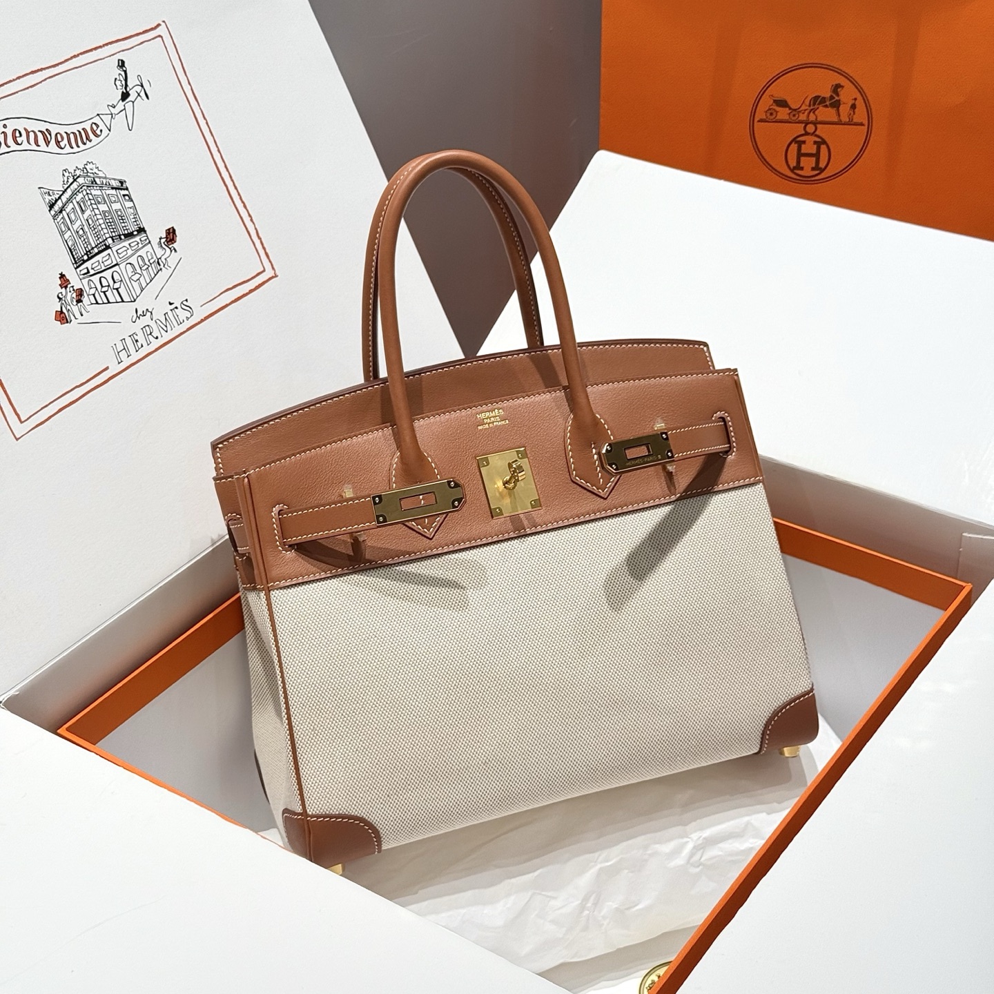 NO:879425,-French retro, color golden brown/gold buckle, first layer of cowhide, all-steel hardware, semi-handmade, exclusive cost-effective quality, imported canvas fabric, produced at the same time as cabinet, no surprises when you get it, _What you see is what you get quality [actual photos]_ Size 30cm, Hermes, hermes, cowhide, Hermes,19860909-法式复古 颜色金棕色/金扣 头层 牛皮_ 全钢五金 _ 半手工打造 独家高性价比品质 进口帆布面料 同步柜柜出品 到手无一不惊喜 _所见即所得品质【实物实拍】_ 尺寸30cm,爱马仕,hermes,cowhide,Hermes,,Bag