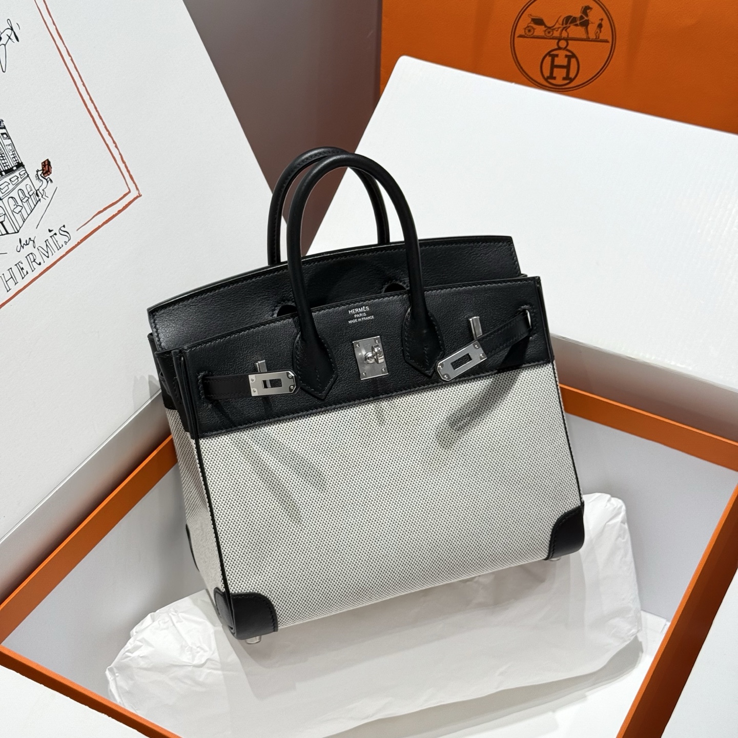 NO:879409,-French retro color black silver/black and white checkered first layer cowhide_all steel hardware_semi-handmade exclusive high cost-effective quality imported canvas fabric synchronized cabinet production _What you see is what you get quality [actual photos]_ Size 25cm, Hermes, hermes, cowhide, Hermes,19860909-法式复古 颜色黑银/黑白格 头层 牛皮_ 全钢五金 _ 半手工打造 独家高性价比品质 进口帆布面料 同步柜柜出品 到手无一不惊喜 _所见即所得品质【实物实拍】_ 尺寸25cm,爱马仕,hermes,cowhide,Hermes,,Bag