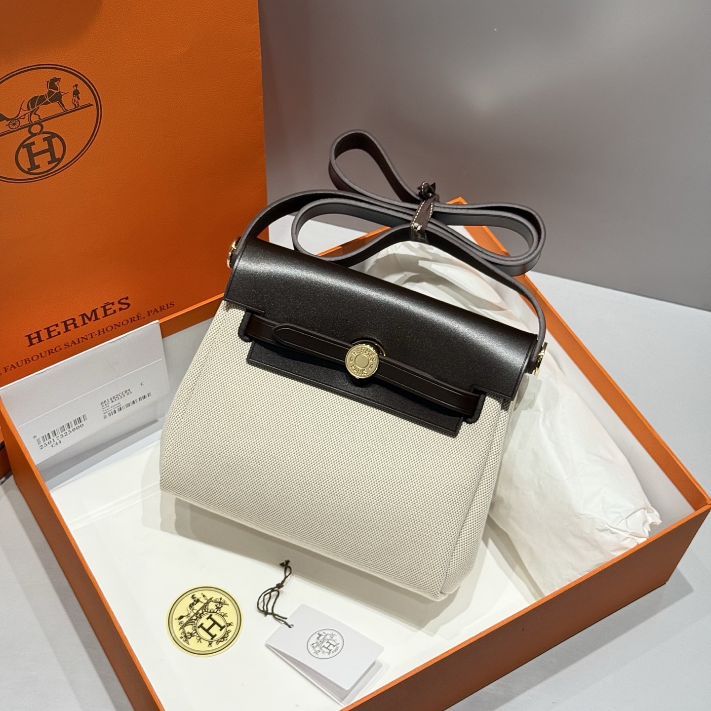 Hermès Mini Herbag 20Cm Handbag - Timeless Elegance in Ebony & Gold 1 i1746796602467 7086 0 0