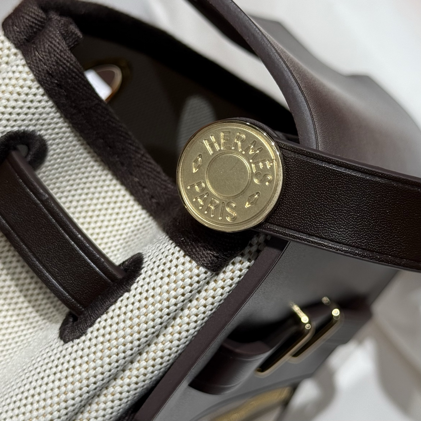Hermès Mini Herbag 20Cm Handbag - Timeless Elegance in Ebony & Gold 8 i1746796602468 3759 0 7