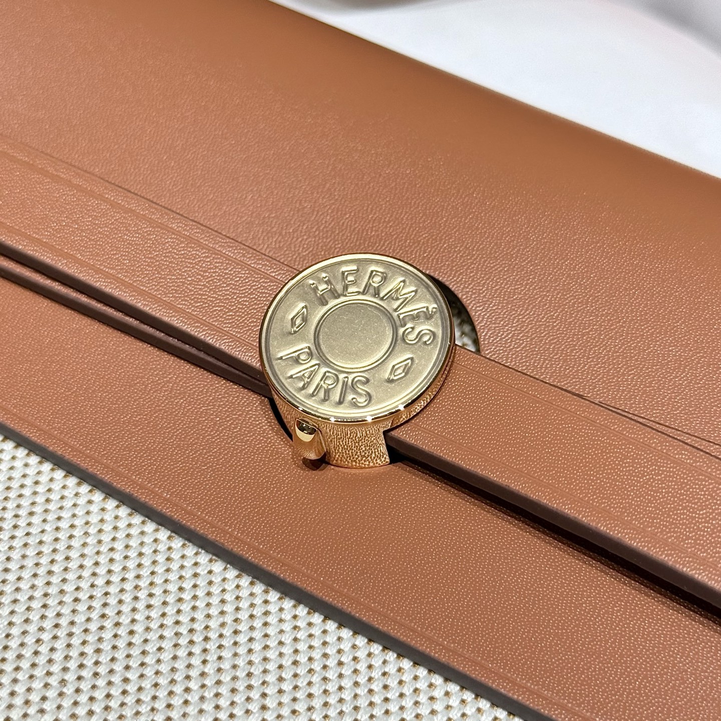 Hermès Mini Herbag 20cm Gold Brown: Chic & Compact Daily Companion 4 i1747138692217 5431 0 3