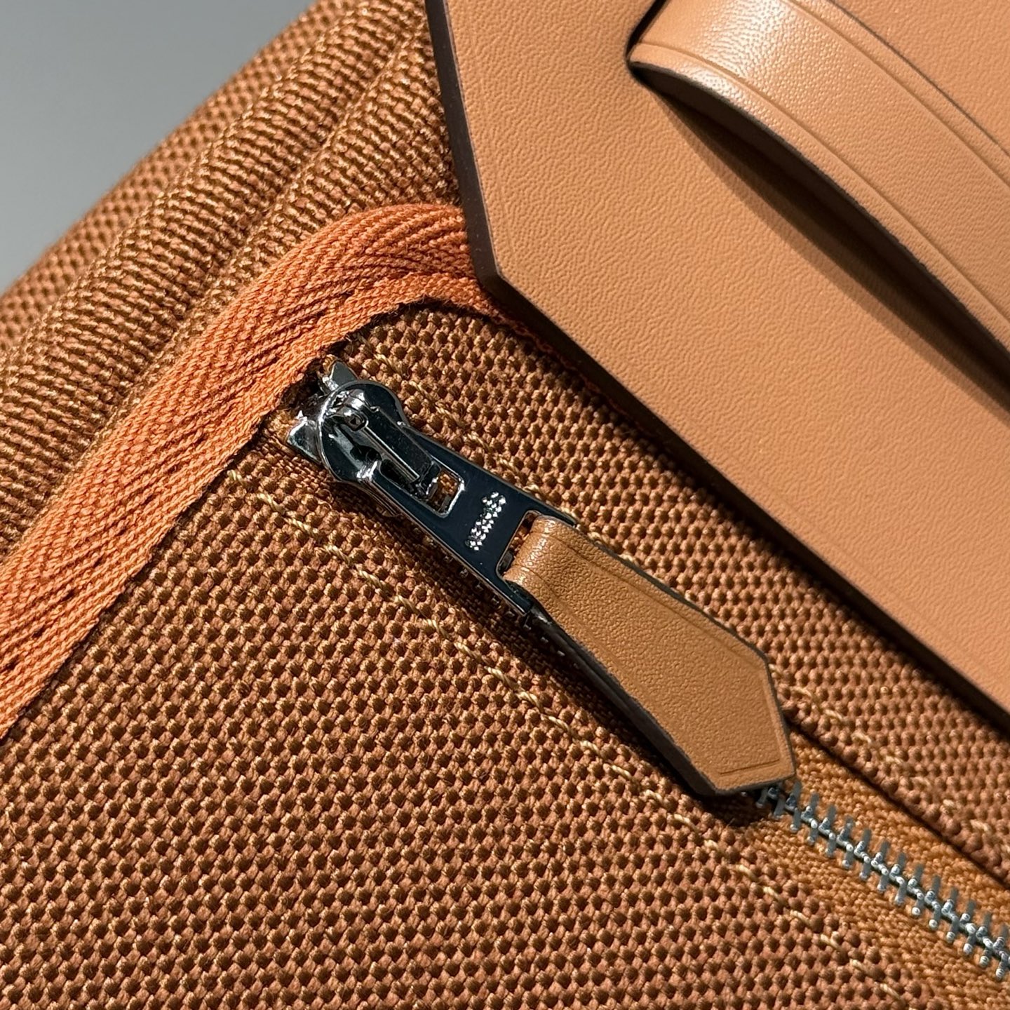 Hermès Mini Herbag 20cm Gold Brown Silver Hardware Crossbody Bag 5 i1747139023057 9753 0 4