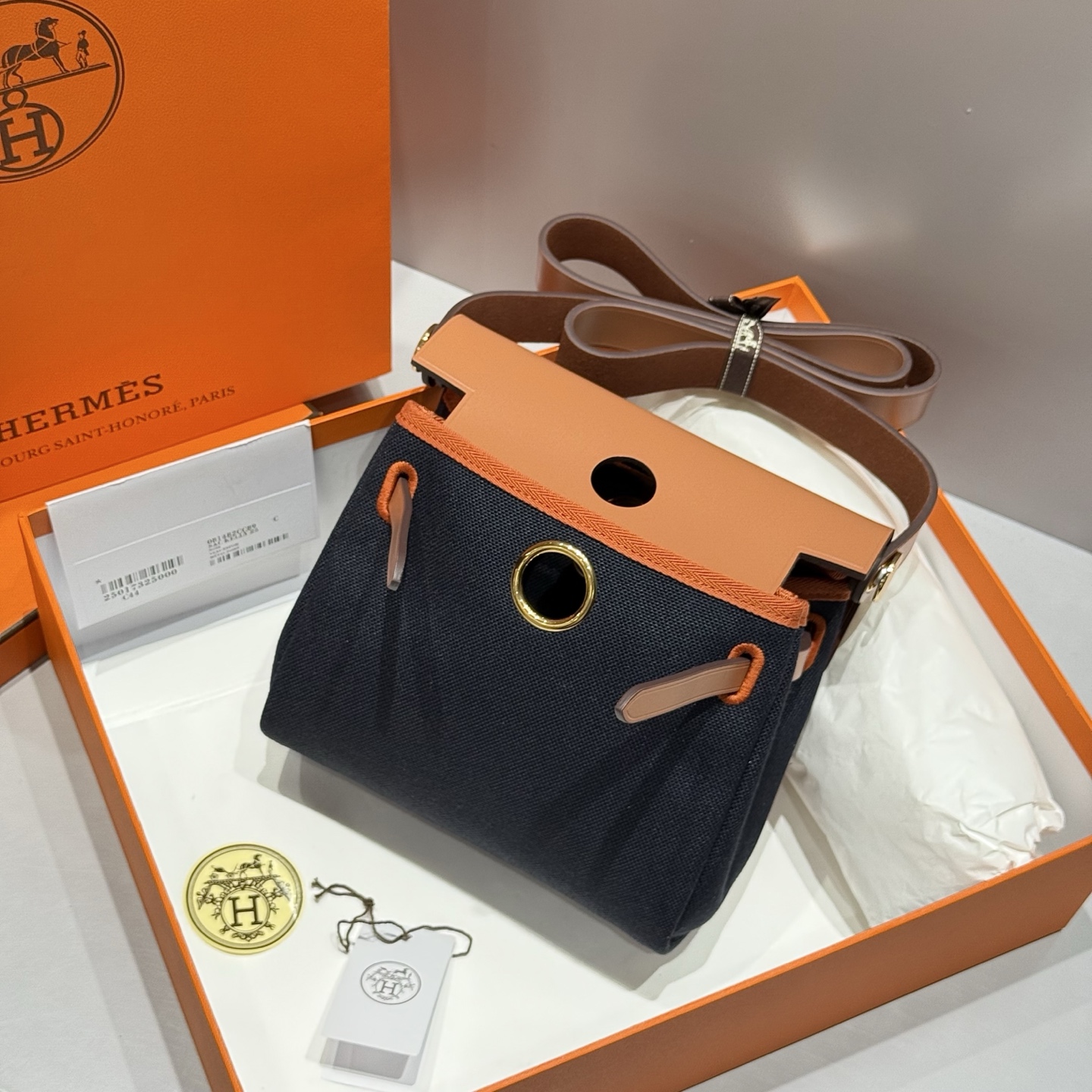 Hermès Herbag 20 CM Midnight Blue/Gold Hardware, Crossbody Bag 3 i1747139110201 77 0 2