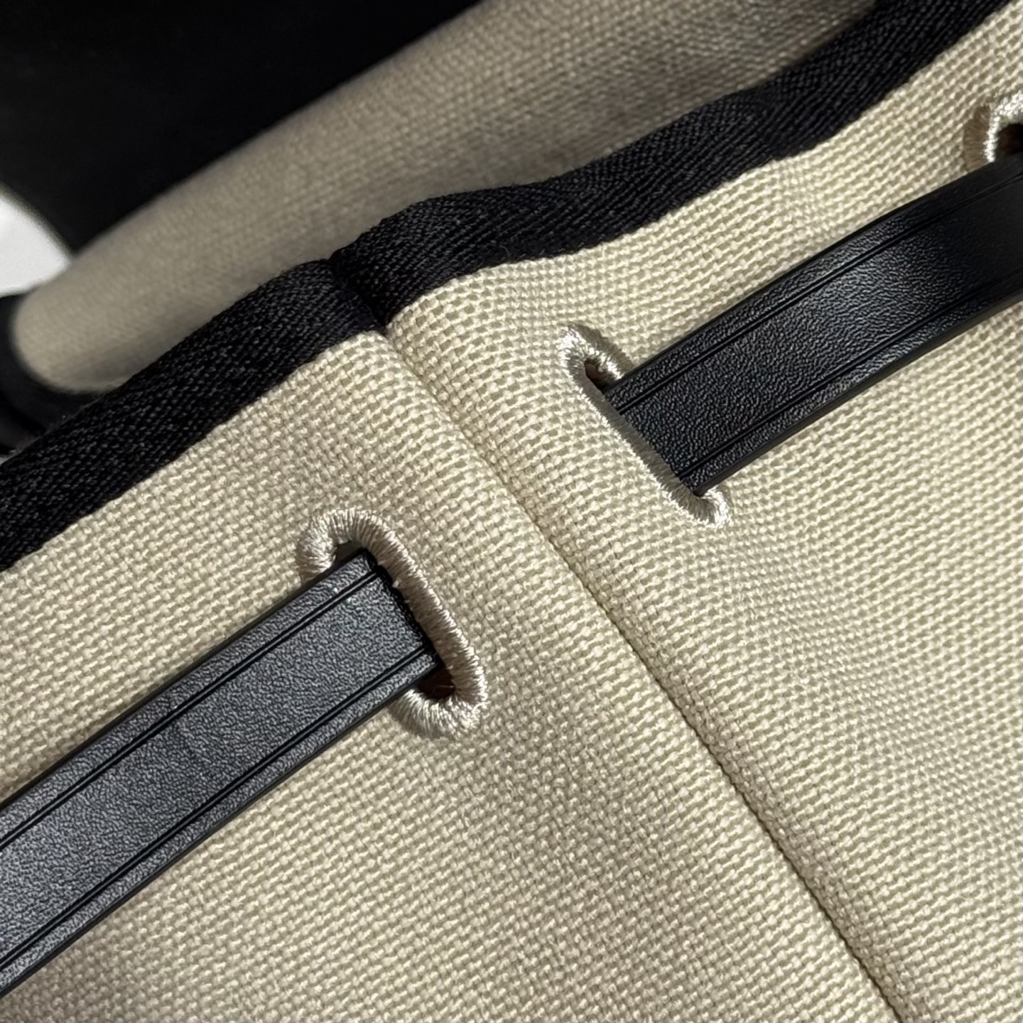 Mini Herbag 20Cm Crossbody Bag, Silver Hardware, Perfect for Daily Use 9 i1747139666857 1999 0 7