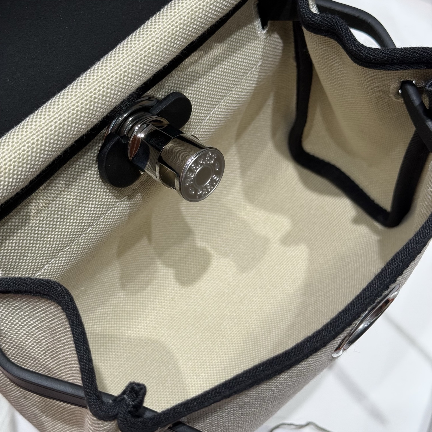 Mini Herbag 20Cm Crossbody Bag, Silver Hardware, Perfect for Daily Use 10 i1747139670824 7044 0 8