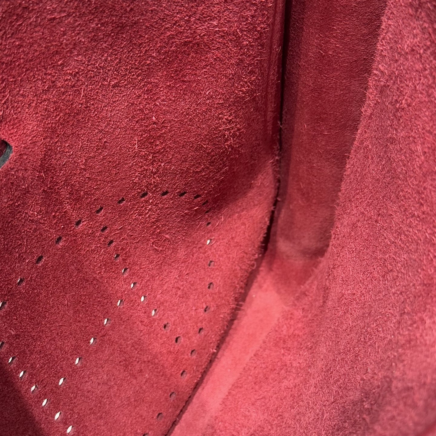 Hermès Evelyne 29 Ruby Red TC Leather Crossbody Bag with Adjustable Strap 9 i1753846091633 1482 0 8