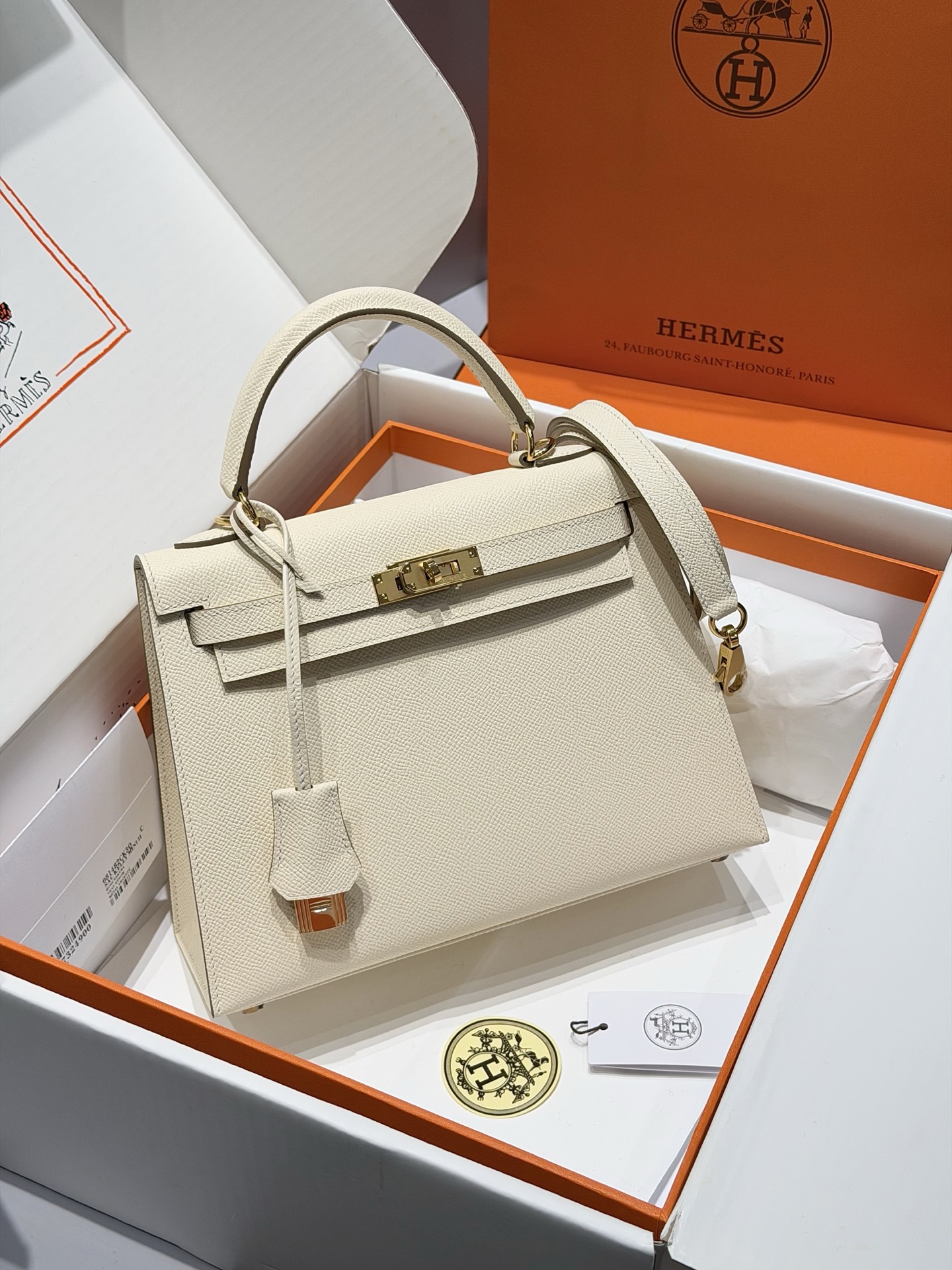 NO:811756,Milkshake platinum imported cowhide hand-stitched details display, Hermes, hermes, cowhide, Hermes,19860909奶昔白 金  进口牛皮 手工缝制细节展示,爱马仕,hermes,cowhide,Hermes,,Bag