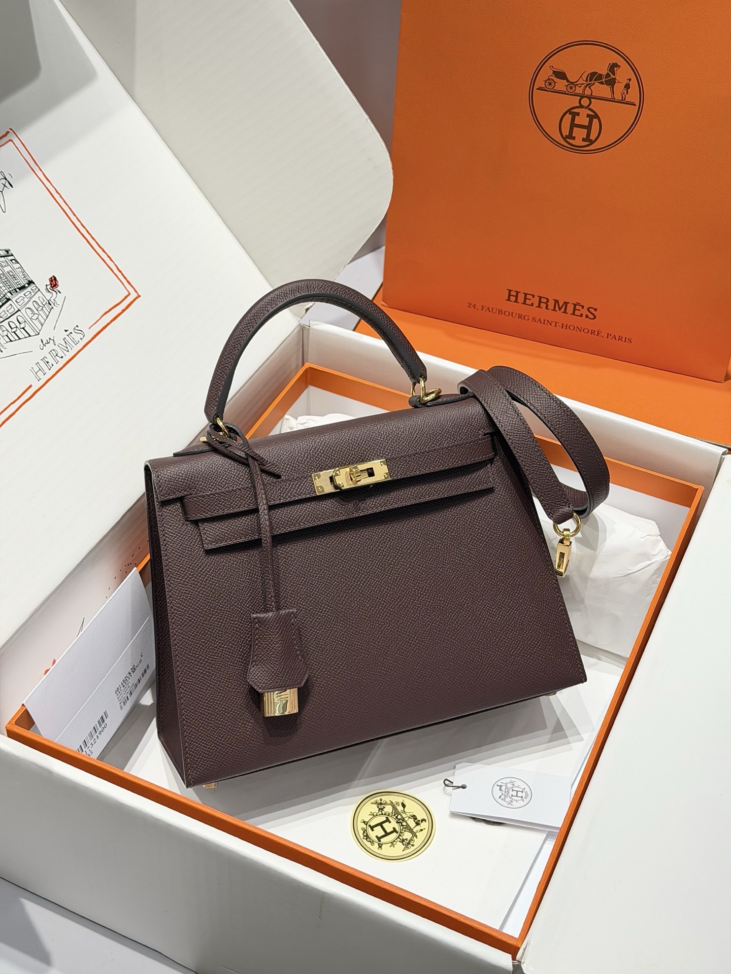 NO:811763,Saddle red gold imported cowhide hand-stitched details display, Hermes, hermes, cowhide, Hermes,19860909马鞍红 金  进口牛皮 手工缝制细节展示,爱马仕,hermes,cowhide,Hermes,,Bag