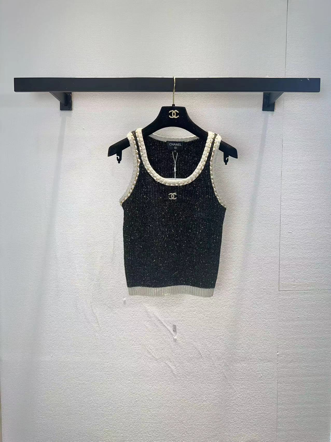 NO:750293,chanel Chanel vest,,chanel,chanel,19860909chanel香奈儿背心,,chanel,chanel,,Women's clothing