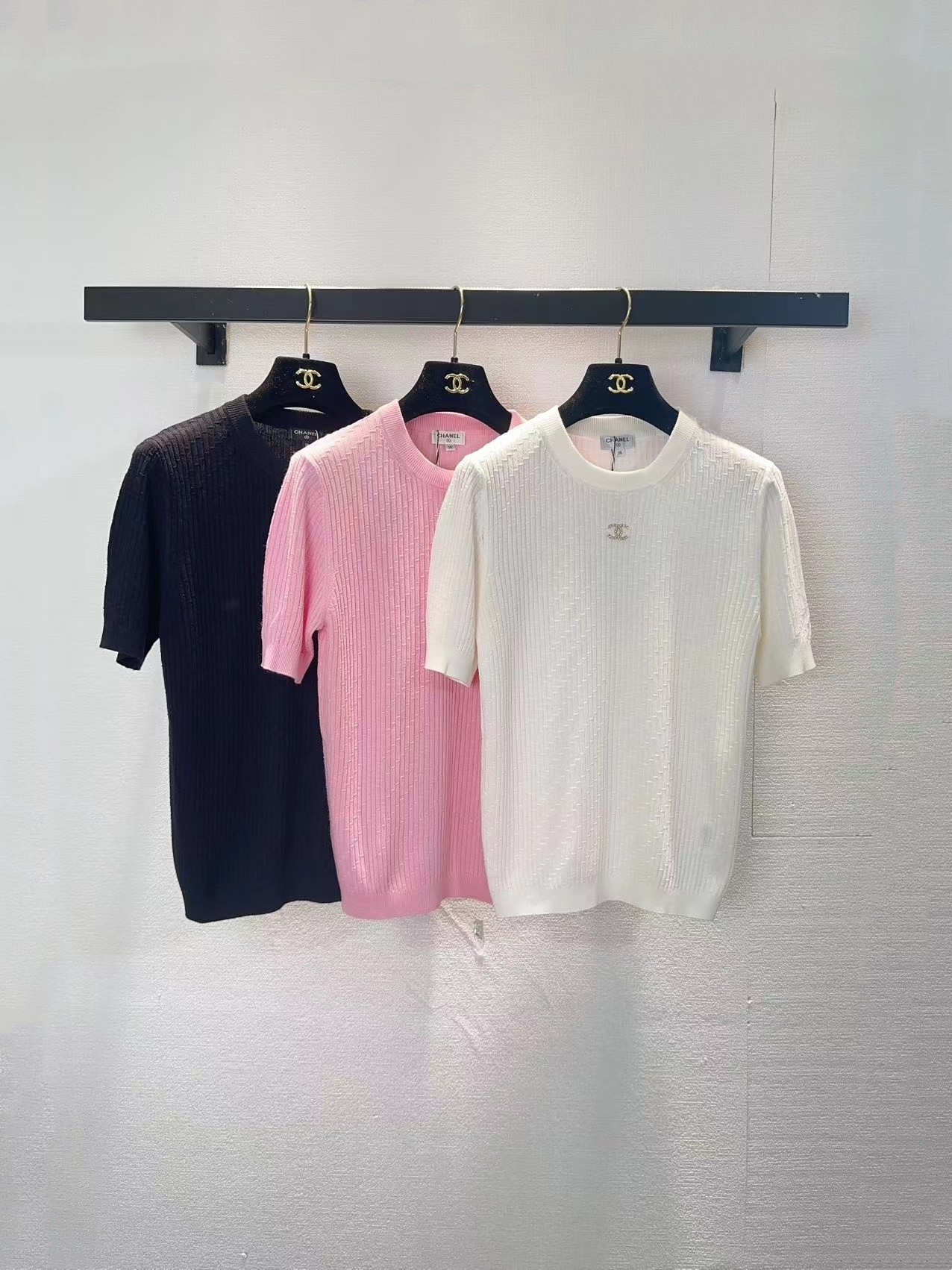 NO:750268,chanel Chanel three-color short-sleeved SML,,chanel,chanel,T-shirt,19860909chanel香奈儿三色短袖SML,,chanel,chanel,T-shirt,,Women's clothing